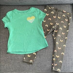 Kids matching Set - green top and Gray leggings with rainbow pattern